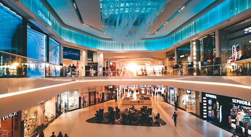 Malls & Showrooms